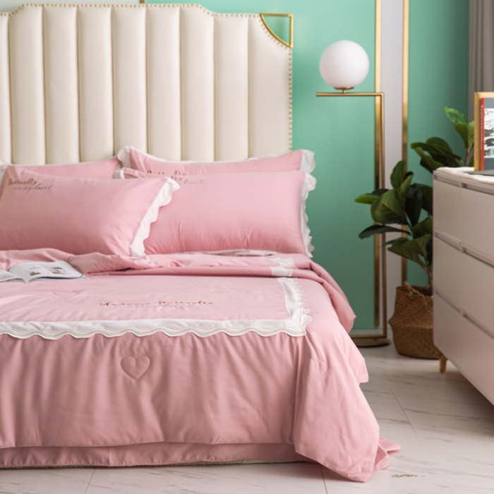 91家纺网 家纺一手货源 找家纺 安妮家居  2021新款法式仙女风水洗刺绣夏被四件套 少女粉