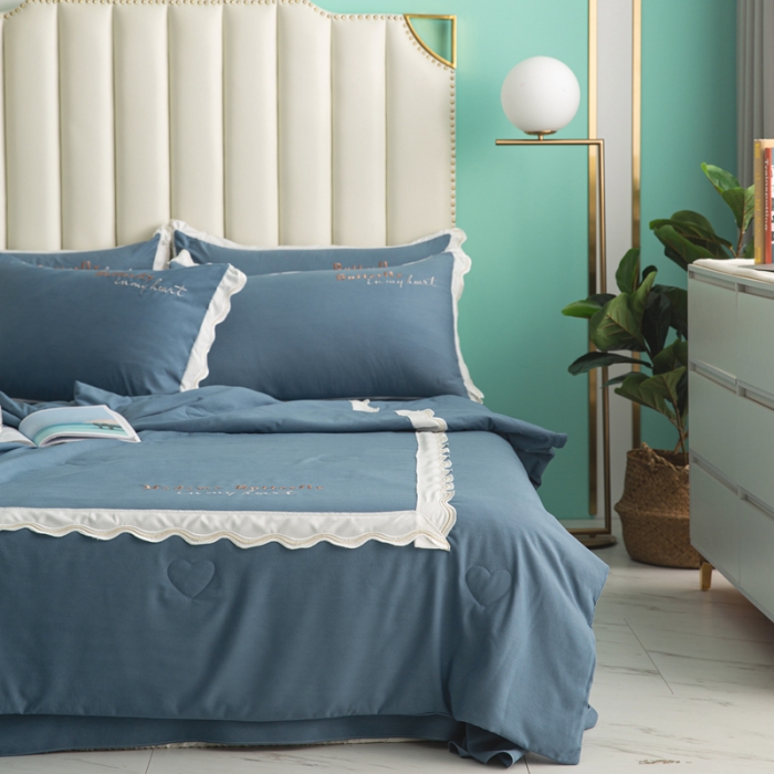 91家纺网 家纺一手货源 找家纺 安妮家居  2021新款法式仙女风水洗刺绣夏被四件套 星空蓝