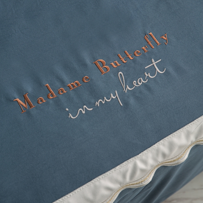 91家纺网 家纺一手货源 找家纺 安妮家居  2021新款法式仙女风水洗刺绣夏被四件套 星空蓝