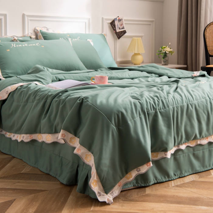 91家纺网 家纺一手货源 找家纺 安妮家居 2021新款泫雅风水洗刺绣夏被四件套 薄荷绿