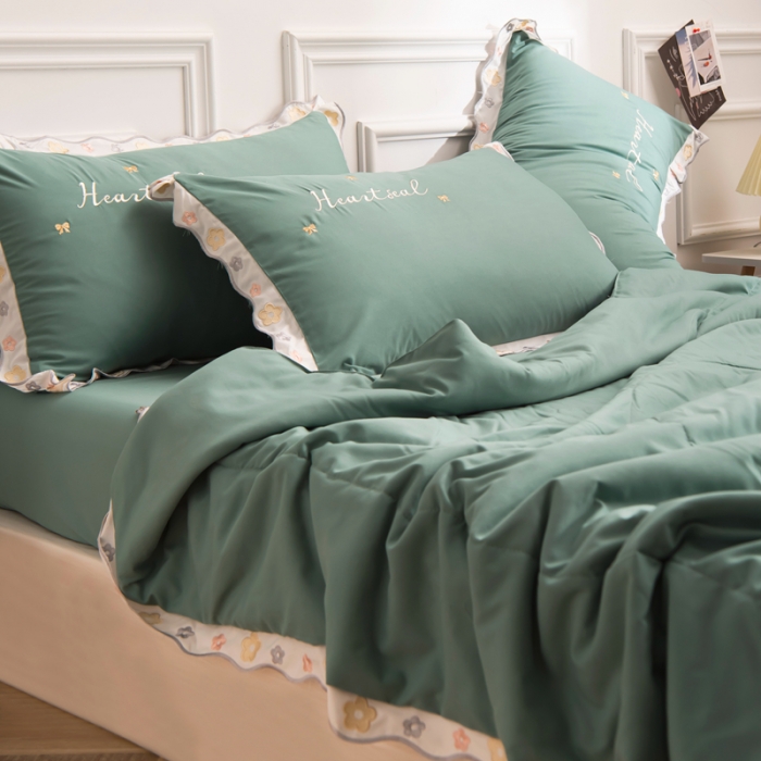 91家纺网 家纺一手货源 找家纺 安妮家居 2021新款泫雅风水洗刺绣夏被四件套 薄荷绿