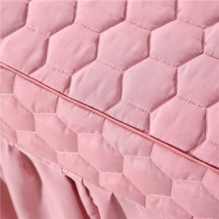 91家纺网 家纺一手货源 找家纺 乐逸 2023新款奥汀系列美容床罩套件 奥汀-红豆沙