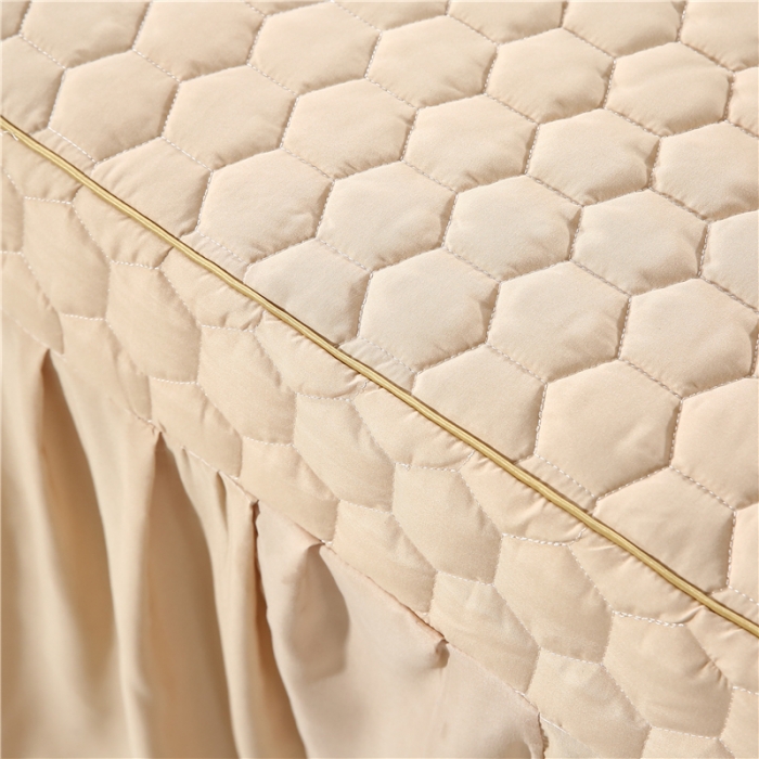 91家纺网 家纺一手货源 找家纺 乐逸 2023新款奥汀系列美容床罩套件 奥汀-驼色