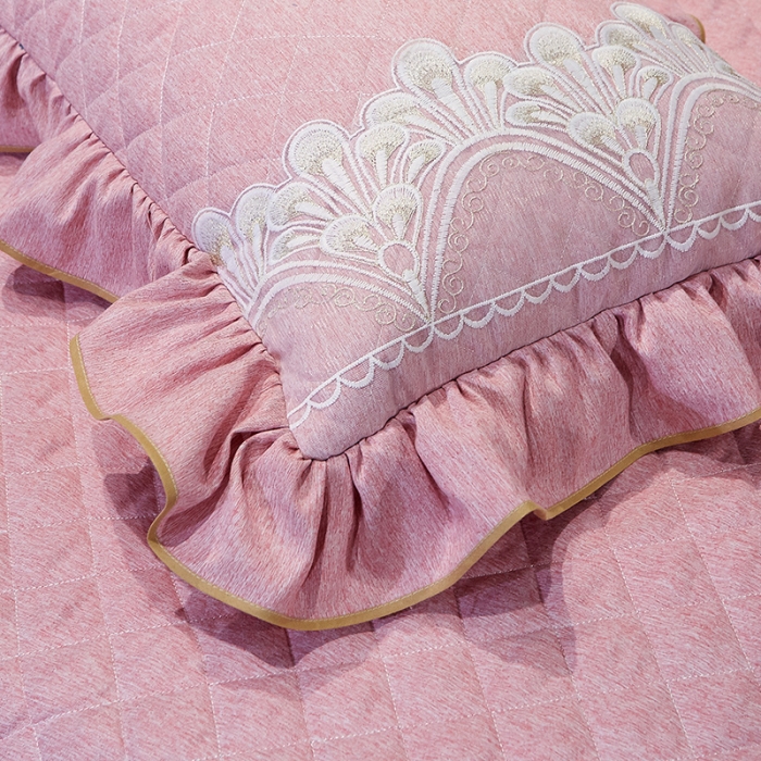 91家纺网 家纺一手货源 找家纺 网红馆 2025新款芭莎风情床裙三件套 香妃粉