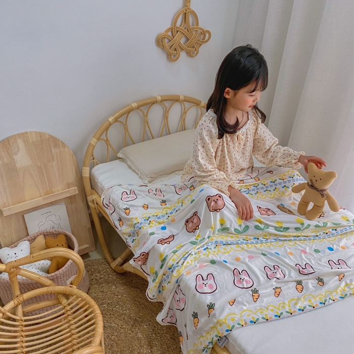 91家纺网 家纺一手货源 找家纺 星期八 2021新款凉感毯 兔宝宝