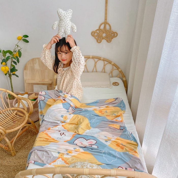 91家纺网 家纺一手货源 找家纺 星期八 2021新款凉感毯 兔子屋