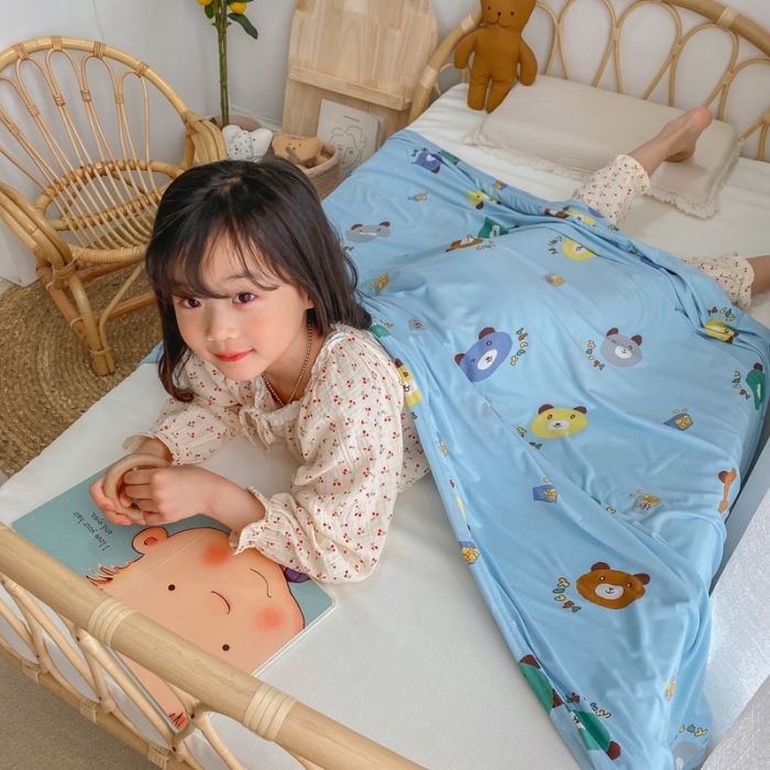 91家纺网 家纺一手货源 找家纺 星期八 2021新款凉感毯 熊宝宝