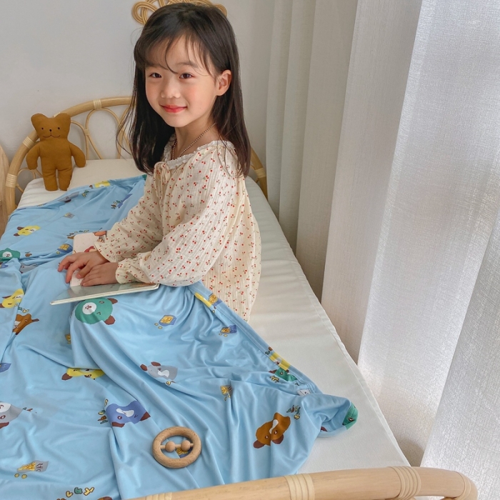 91家纺网 家纺一手货源 找家纺 星期八 2021新款凉感毯 熊宝宝