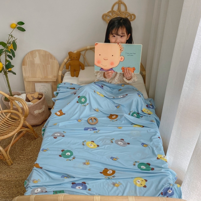 91家纺网 家纺一手货源 找家纺 星期八 2021新款凉感毯 熊宝宝