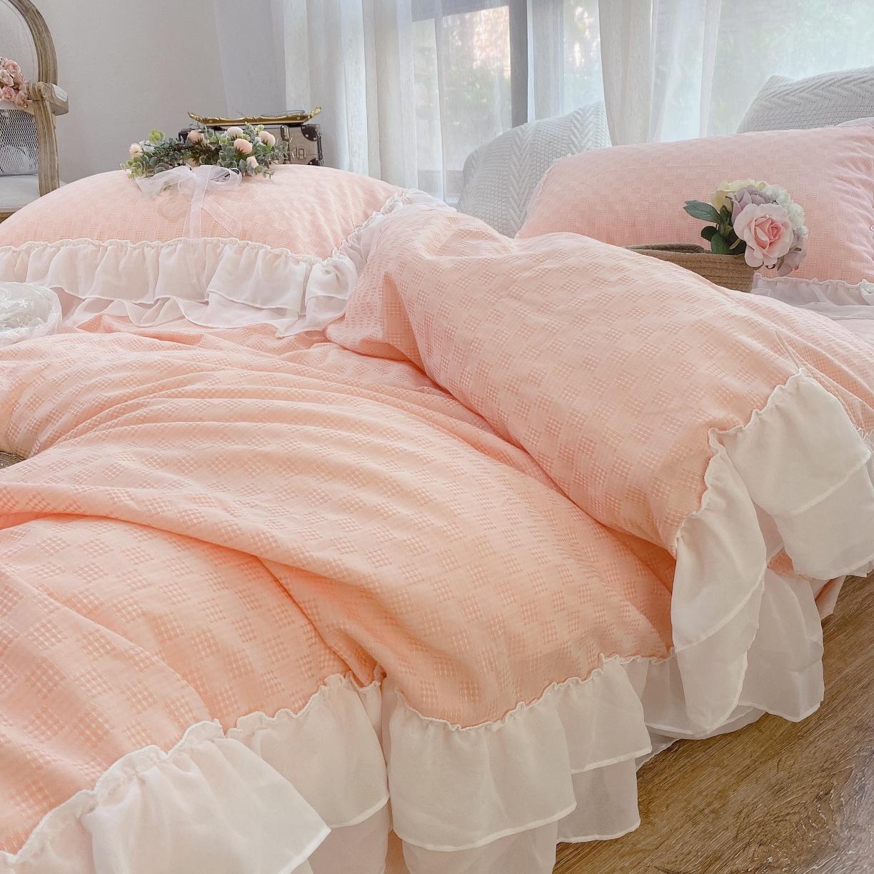 91家纺网 家纺一手货源 找家纺 玛奇朵2021新款华夫格雪纺纱全棉色织提花四件套华夫格-桃粉