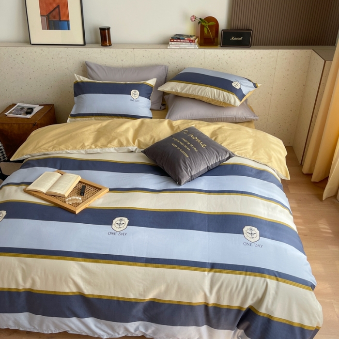 91家纺网 家纺一手货源 找家纺 时年家纺 2021新款全棉简约条格系列四件套 英伦