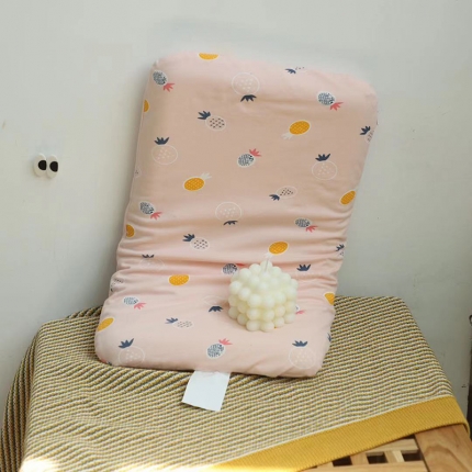 91家纺网 家纺一手货源 找家纺 2021全棉针织儿童学生乳胶面包枕卡通儿童枕30*50cm