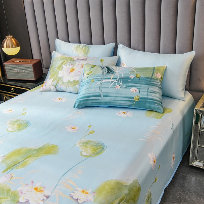 91家纺网 家纺一手货源 找家纺 迷仙巢2021新款印花冰丝凉席（床单款） 荷塘月色