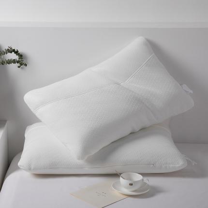 2021热芯新款透气护颈定型枕头枕芯