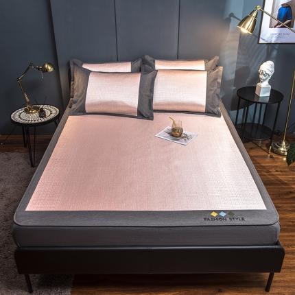 91家纺网 家纺一手货源 找家纺 全季家居 2021时尚款肌理纹床笠款冰丝凉席 少女粉