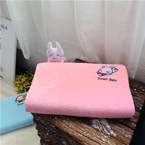 91家纺网 家纺一手货源 找家纺 纯天然儿童乳胶枕头枕芯6岁以上大童乳胶枕玩具安抚枕头