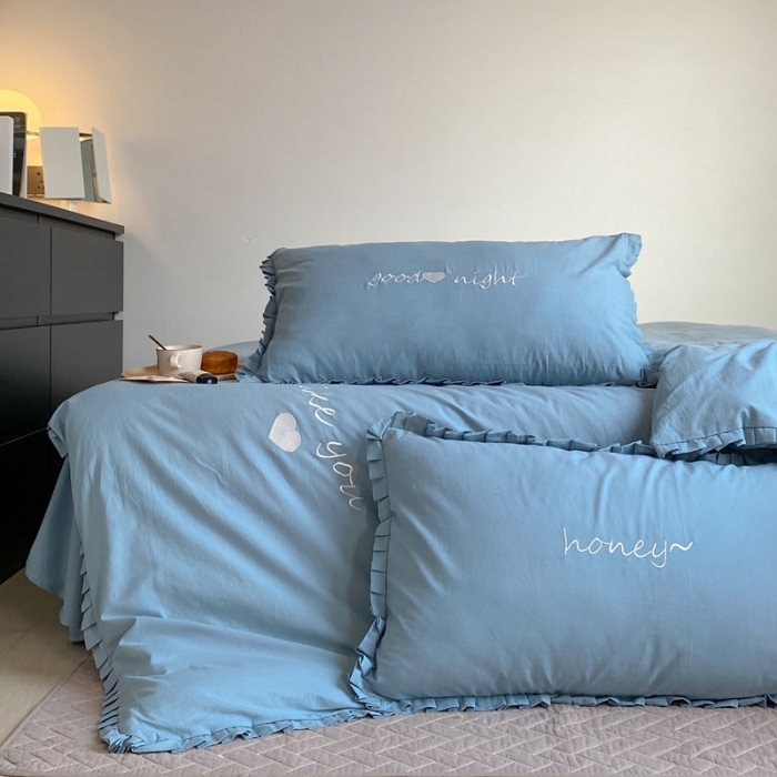 91家纺网 家纺一手货源 找家纺 六巷胡同 2021新款ins风水洗棉木耳边系列 ins冰蓝