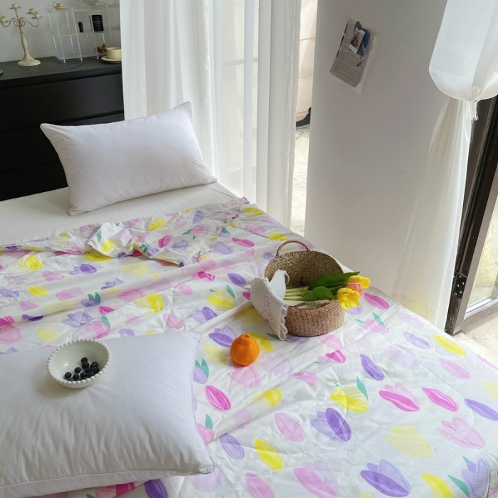 91家纺网 家纺一手货源 找家纺 （总）星期八 2021新款田园风奶油花边大豆夏被