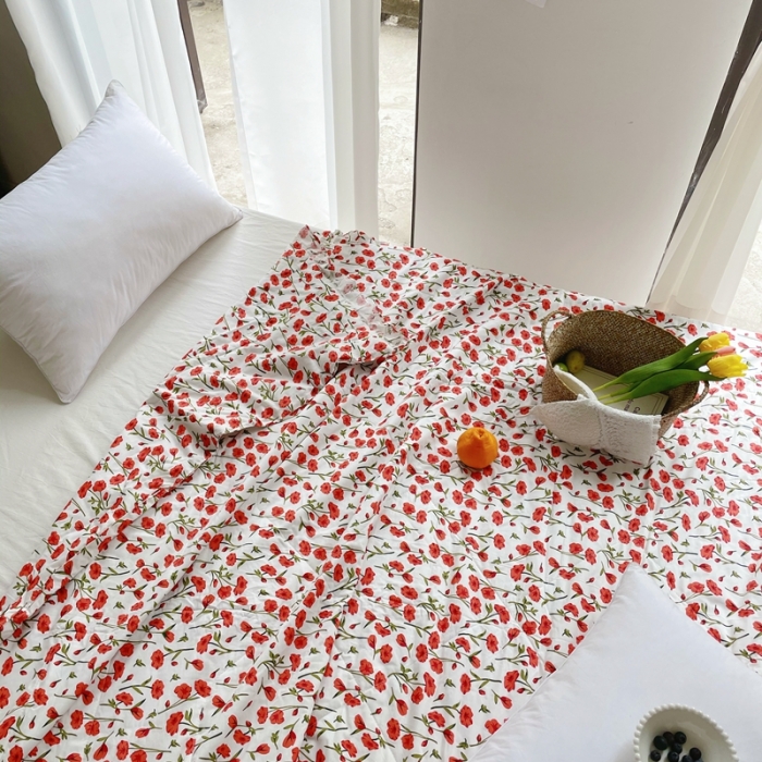 91家纺网 家纺一手货源 找家纺 星期八 2021新款田园风奶油花边大豆夏被 花艺