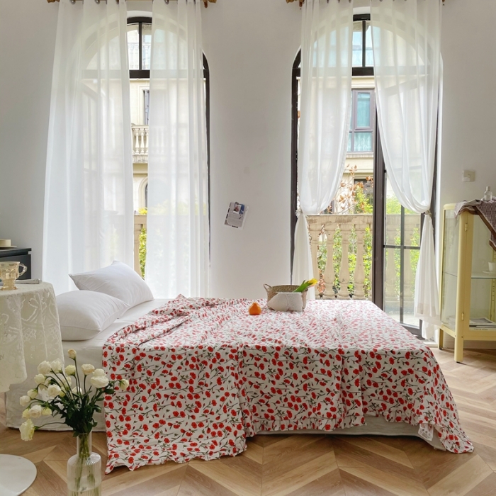 91家纺网 家纺一手货源 找家纺 星期八 2021新款田园风奶油花边大豆夏被 花艺