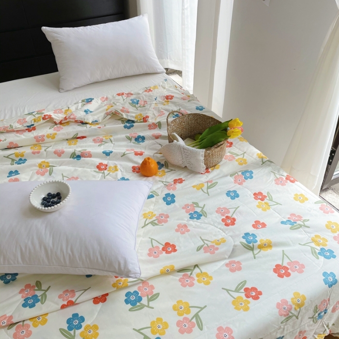 91家纺网 家纺一手货源 找家纺 星期八 2021新款田园风奶油花边大豆夏被 奶油花