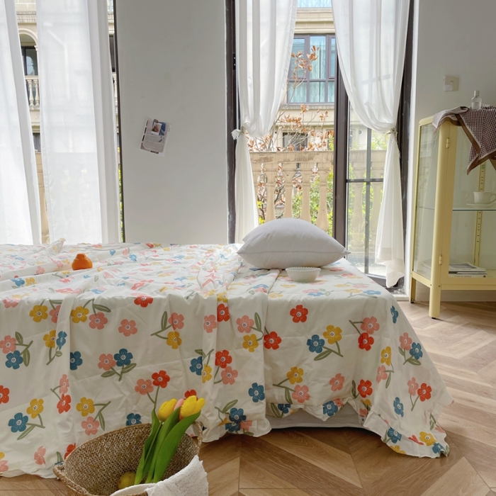 91家纺网 家纺一手货源 找家纺 星期八 2021新款田园风奶油花边大豆夏被 奶油花