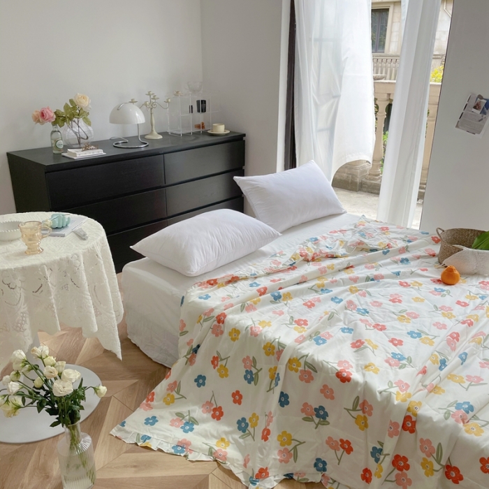 91家纺网 家纺一手货源 找家纺 星期八 2021新款田园风奶油花边大豆夏被 奶油花