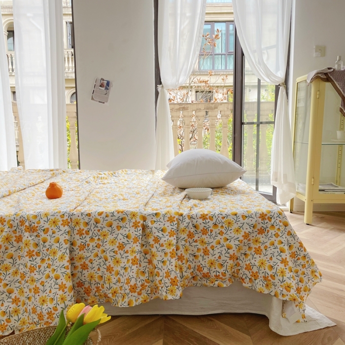 91家纺网 家纺一手货源 找家纺 星期八 2021新款田园风奶油花边大豆夏被 小薇