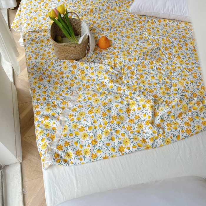 91家纺网 家纺一手货源 找家纺 星期八 2021新款田园风奶油花边大豆夏被 小薇