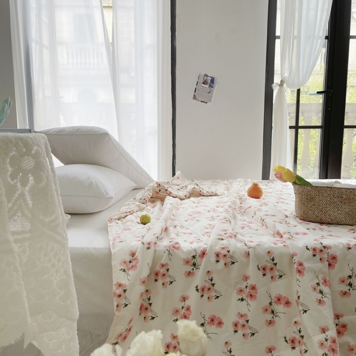91家纺网 家纺一手货源 找家纺 星期八 2021新款田园风奶油花边大豆夏被 樱花
