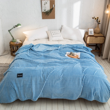 91家纺网 家纺一手货源 找家纺 金来家纺 牛奶绒魔法绒法莱绒雪花绒毛毯 剪花绒毛毯 湖蓝