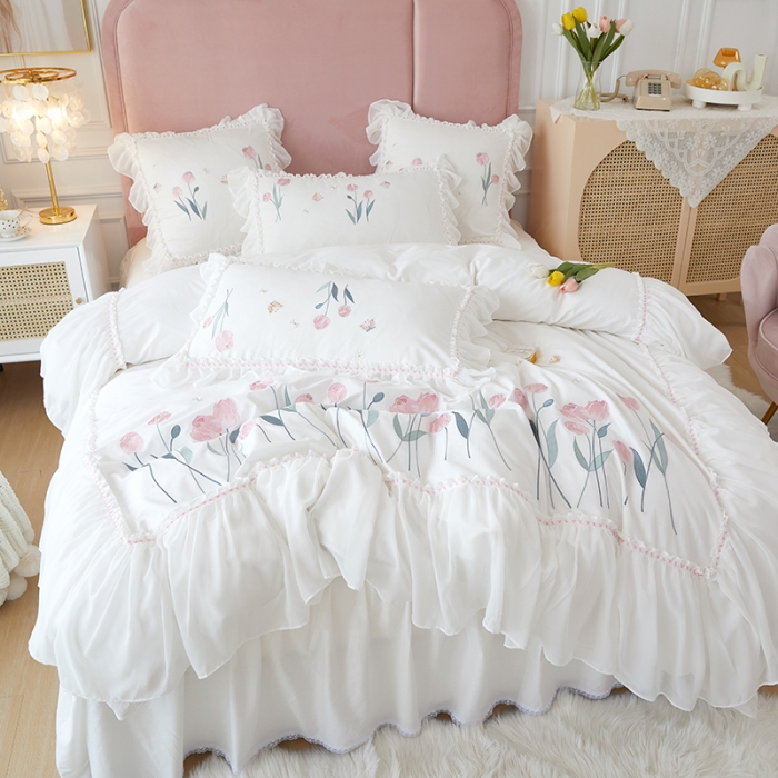 91家纺网 家纺一手货源 找家纺 （总）亲亲公主全棉绣花韩版公主风床裙款蕾丝四件套郁金香白色