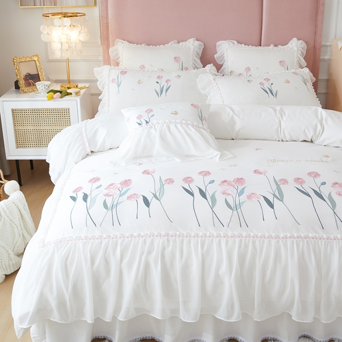 91家纺网 家纺一手货源 找家纺 （总）亲亲公主全棉绣花韩版公主风床裙款蕾丝四件套郁金香白色