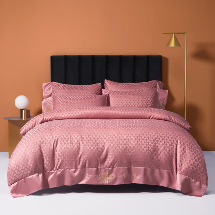 91家纺网 家纺一手货源 找家纺 眠帛2021新款60S贡缎提花全棉轻奢风四件套 路易斯豆沙