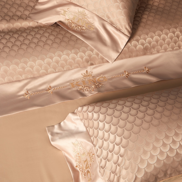 91家纺网 家纺一手货源 找家纺 眠帛2021新款60S贡缎提花全棉轻奢风四件套 路易斯香槟