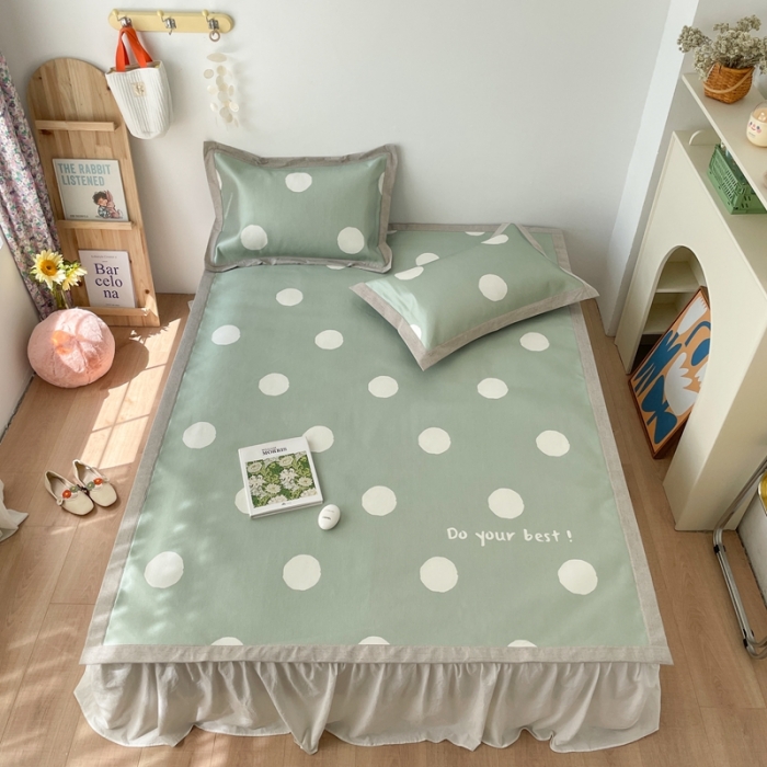 91家纺网 家纺一手货源 找家纺 时年 2021新款水洗养生冰丝凉席 波点绿