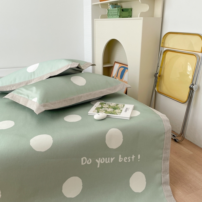 91家纺网 家纺一手货源 找家纺 时年 2021新款水洗养生冰丝凉席 波点绿