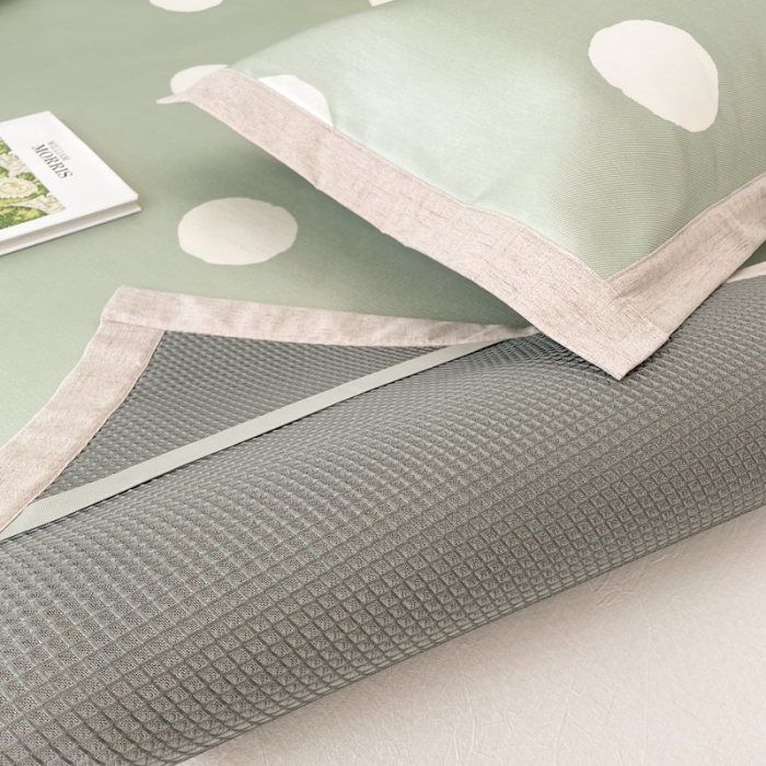 91家纺网 家纺一手货源 找家纺 时年 2021新款水洗养生冰丝凉席 波点绿