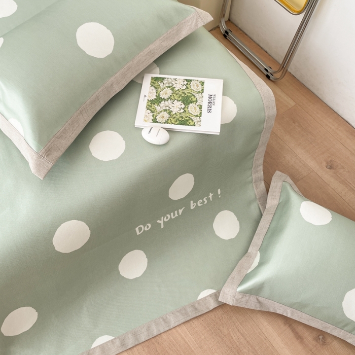 91家纺网 家纺一手货源 找家纺 时年 2021新款水洗养生冰丝凉席 波点绿