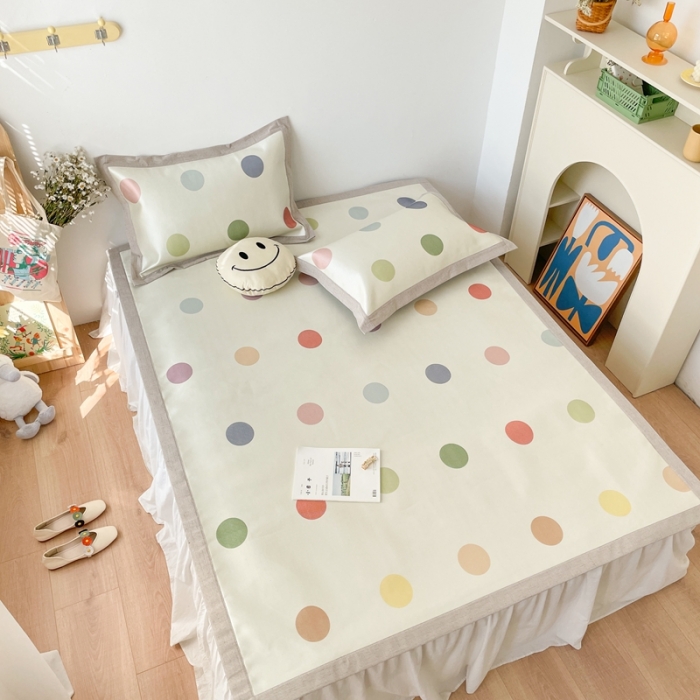 91家纺网 家纺一手货源 找家纺 时年 2021新款水洗养生冰丝凉席 彩色波点