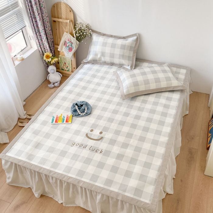 91家纺网 家纺一手货源 找家纺 时年 2021新款水洗养生冰丝凉席 灰格笑脸