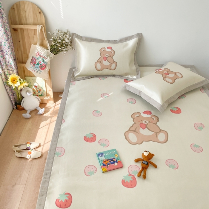 91家纺网 家纺一手货源 找家纺 时年 2021新款水洗养生冰丝凉席 礼物熊