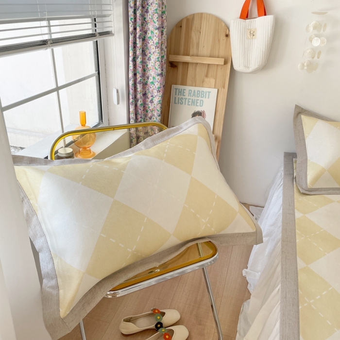 91家纺网 家纺一手货源 找家纺 时年 2021新款水洗养生冰丝凉席 菱格黄