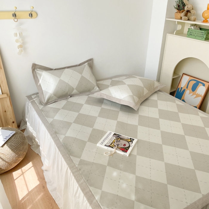 91家纺网 家纺一手货源 找家纺 时年 2021新款水洗养生冰丝凉席 菱格灰