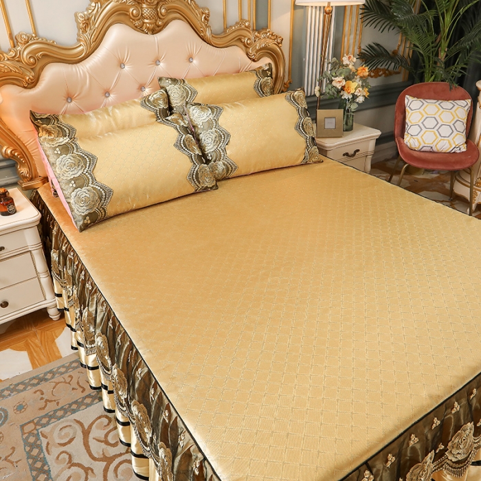 91家纺网 家纺一手货源 找家纺 瑞宝 2025新款高奢可水洗冰丝凉席床裙三件套 金驼色