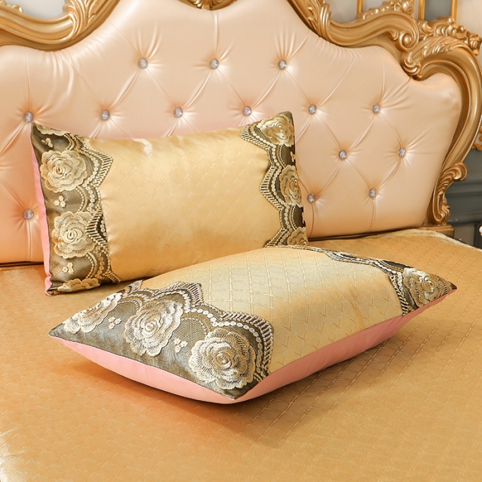 91家纺网 家纺一手货源 找家纺 瑞宝 2025新款高奢可水洗冰丝凉席床裙三件套 金驼色