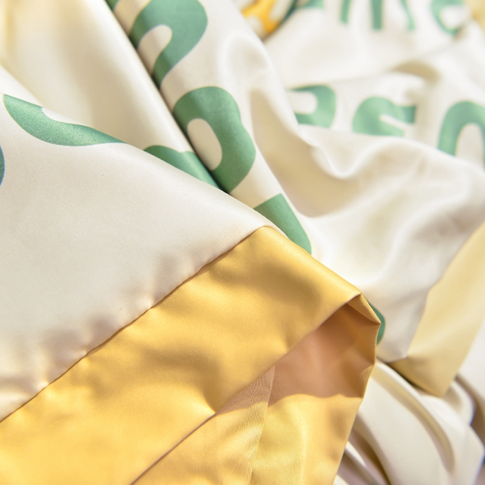 91家纺网 家纺一手货源 找家纺 梦柏2021新款水洗天丝夏被 夏凉被 字母象（浅咖）