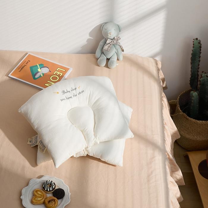 91家纺网 家纺一手货源 找家纺 2021日式原棉A类新生婴儿防偏头定型枕0-2岁宝宝全棉枕芯