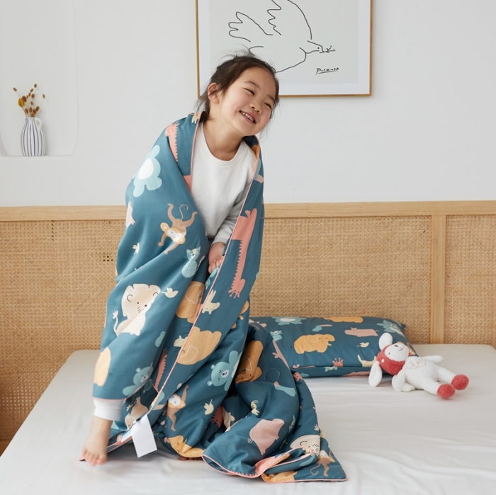 91家纺网 家纺一手货源 找家纺 丽笙 2021新款60SA类长绒棉驱蚊儿童夏被 欢乐天地