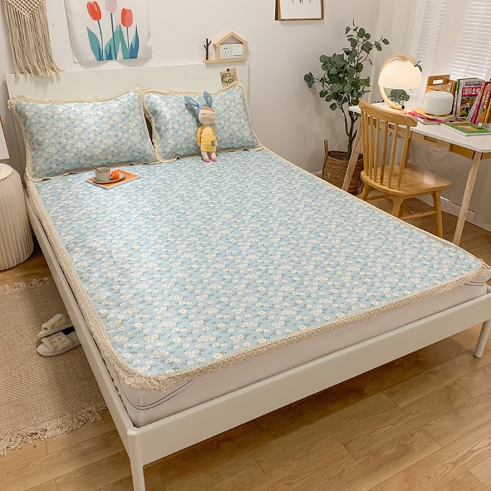 91家纺网 家纺一手货源 找家纺 慕尚家纺 2025新款小碎花款凉席（一图） 雏菊物语